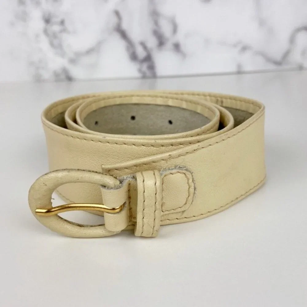 Vintage Lightweight Beige Leather Belt